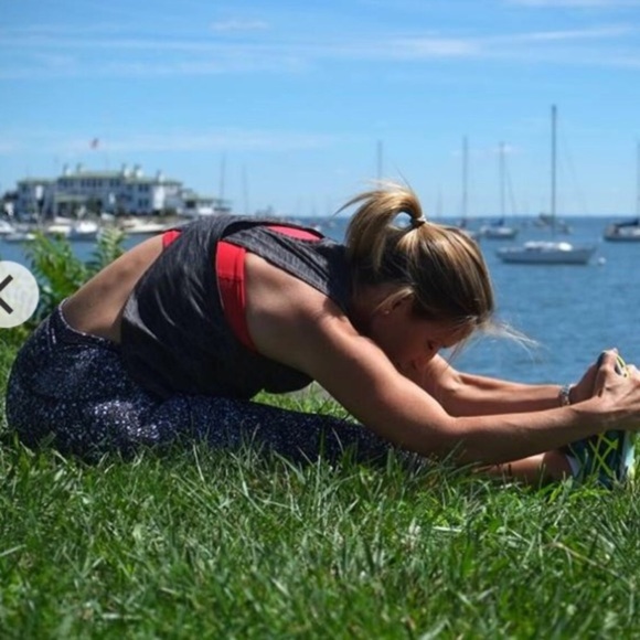 lululemon athletica Tops - Lululemon Fast As Light Muscle Tank!